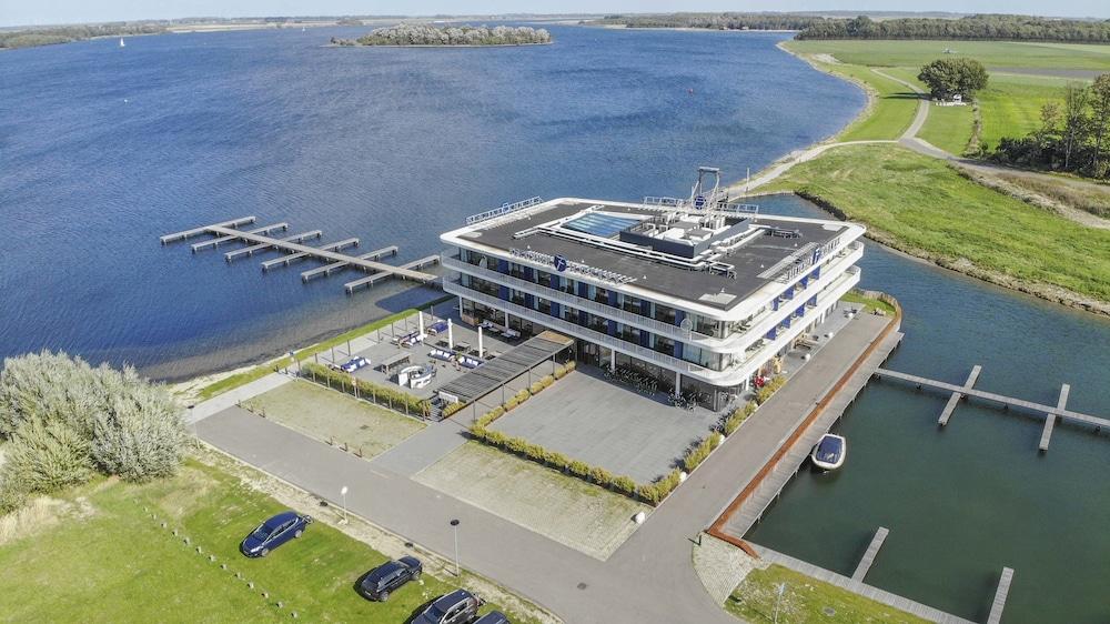 Fletcher Het Veerse Hotel